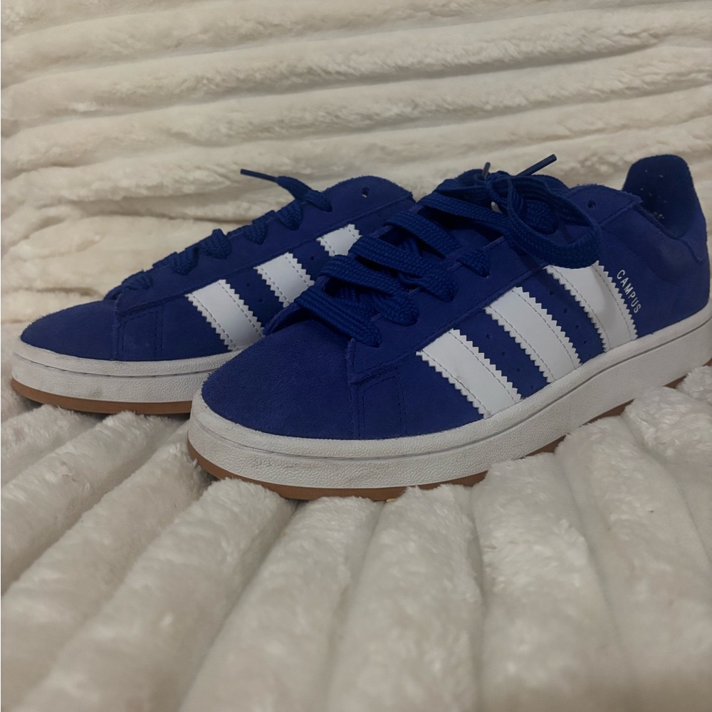 Adidas electric blue campus sneakers